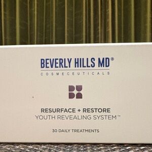 Beverly Hills MD Youth Revealing System - White